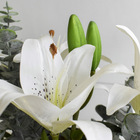 Arranjo De Lírios E Astromélias Artificial No Vaso Preto | Fo